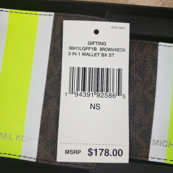 Michael kor men 3 in 1 wallet giffting box Brown and NEON - Picture 8 of 10